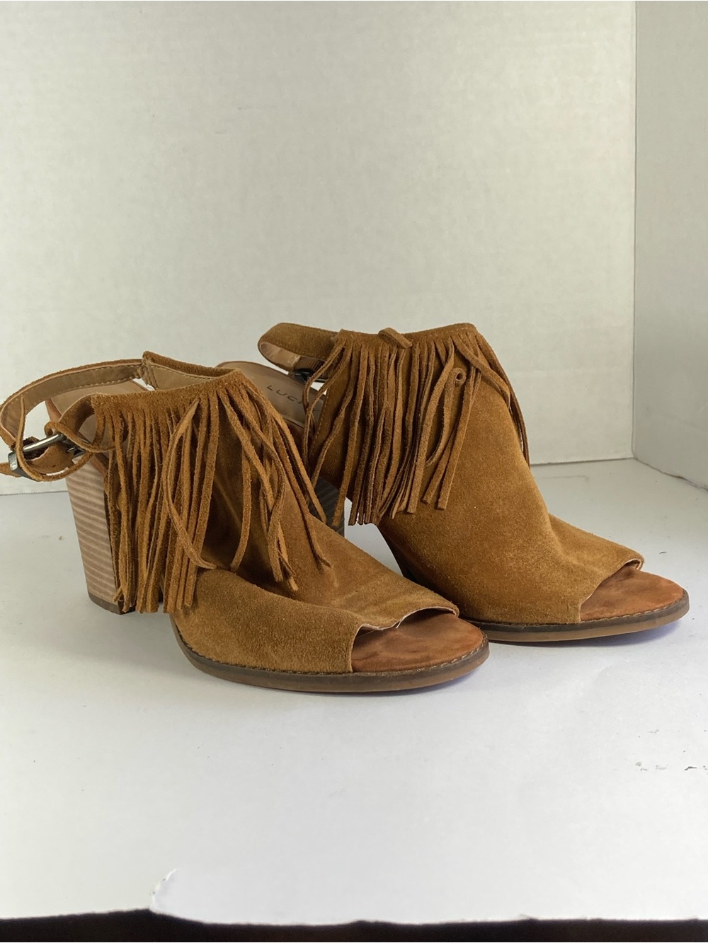 Lucky Brand Tan Suede Fringe Open-Toe Block Heel Sandals